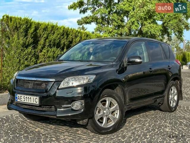Чорний Тойота РАВ 4, об'ємом двигуна 2 л та пробігом 210 тис. км за 12500 $, фото 18 на Automoto.ua