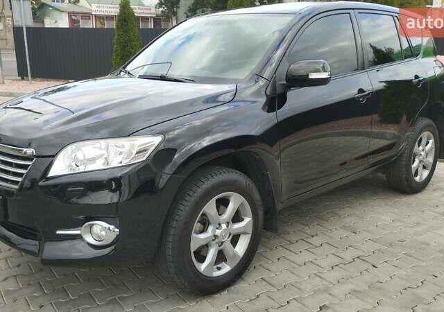 Чорний Тойота РАВ 4, об'ємом двигуна 2 л та пробігом 184 тис. км за 12500 $, фото 5 на Automoto.ua