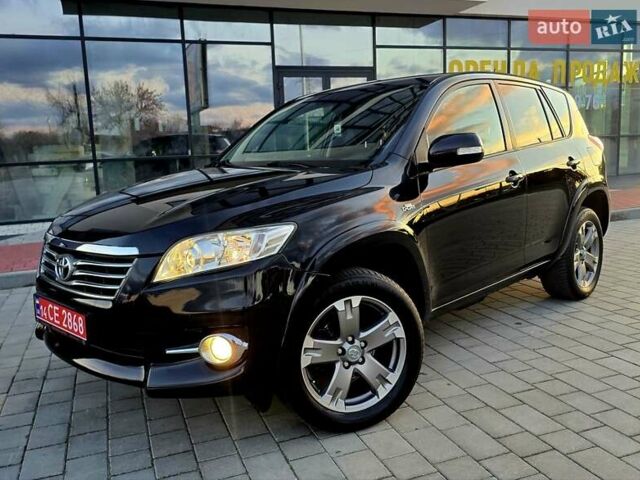 Черный Тойота РАВ 4, объемом двигателя 2.2 л и пробегом 182 тыс. км за 13950 $, фото 94 на Automoto.ua