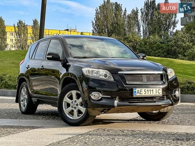 Чорний Тойота РАВ 4, об'ємом двигуна 2 л та пробігом 210 тис. км за 12500 $, фото 8 на Automoto.ua