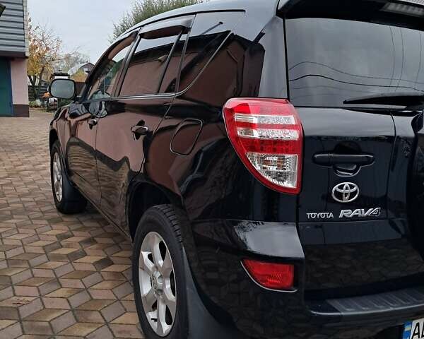 Чорний Тойота РАВ 4, об'ємом двигуна 2 л та пробігом 278 тис. км за 13500 $, фото 9 на Automoto.ua