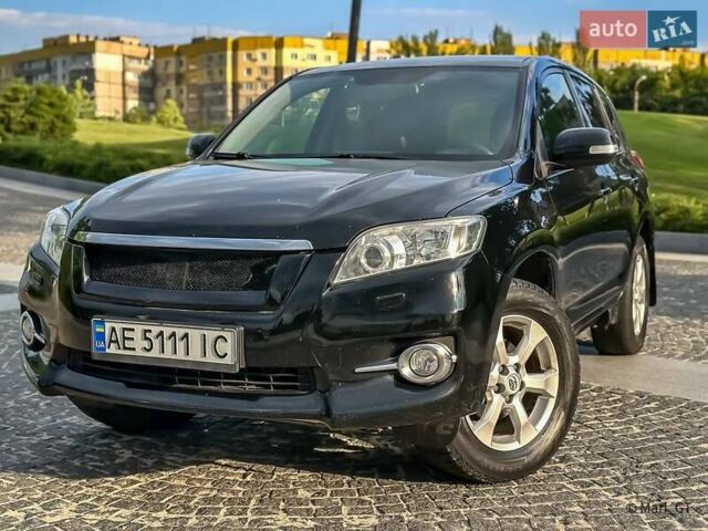 Чорний Тойота РАВ 4, об'ємом двигуна 2 л та пробігом 210 тис. км за 12500 $, фото 63 на Automoto.ua
