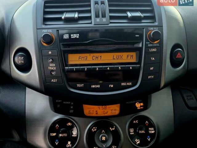 Черный Тойота РАВ 4, объемом двигателя 2.2 л и пробегом 182 тыс. км за 13950 $, фото 76 на Automoto.ua