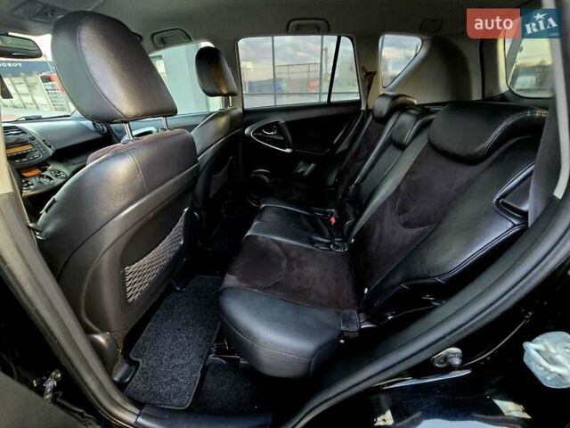 Черный Тойота РАВ 4, объемом двигателя 2.2 л и пробегом 182 тыс. км за 13950 $, фото 63 на Automoto.ua