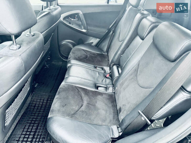 Черный Тойота РАВ 4, объемом двигателя 2 л и пробегом 73 тыс. км за 14800 $, фото 9 на Automoto.ua