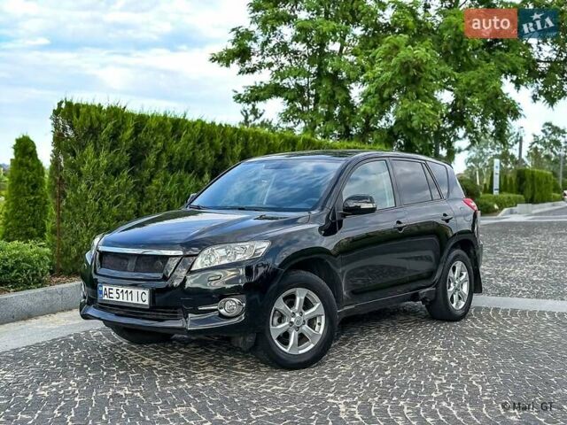 Чорний Тойота РАВ 4, об'ємом двигуна 2 л та пробігом 210 тис. км за 12500 $, фото 61 на Automoto.ua