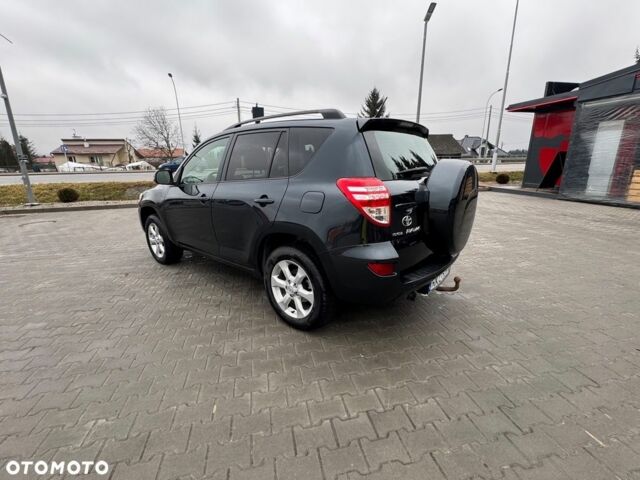 Чорний Тойота РАВ 4, об'ємом двигуна 2.2 л та пробігом 197 тис. км за 2770 $, фото 4 на Automoto.ua