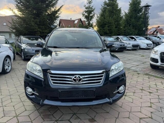 Черный Тойота РАВ 4, объемом двигателя 0 л и пробегом 240 тыс. км за 5200 $, фото 1 на Automoto.ua