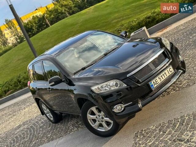 Чорний Тойота РАВ 4, об'ємом двигуна 2 л та пробігом 210 тис. км за 12500 $, фото 62 на Automoto.ua