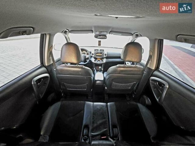 Черный Тойота РАВ 4, объемом двигателя 2.2 л и пробегом 182 тыс. км за 13950 $, фото 61 на Automoto.ua