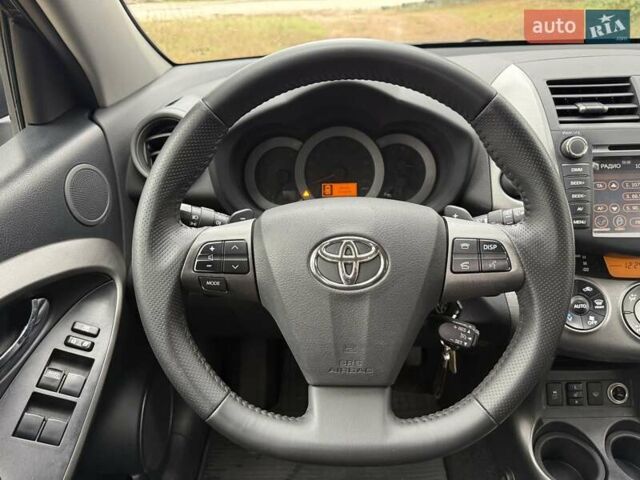 Тойота РАВ 4 2012 в Киеве на Automoto.ua Черный Тойота РАВ 4, объемом двигателя 2 л и пробегом 153 тыс. км за 12850 $, фото 21 на Automoto.ua