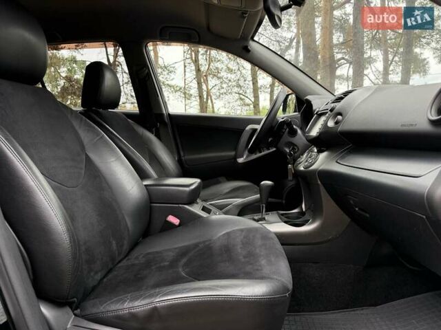 Тойота РАВ 4 2012 в Киеве на Automoto.ua Черный Тойота РАВ 4, объемом двигателя 2 л и пробегом 153 тыс. км за 12850 $, фото 28 на Automoto.ua