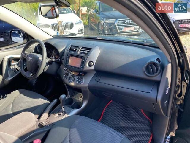 Черный Тойота РАВ 4, объемом двигателя 2.2 л и пробегом 225 тыс. км за 13950 $, фото 8 на Automoto.ua