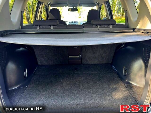 Черный Тойота РАВ 4, объемом двигателя 2 л и пробегом 152 тыс. км за 12100 $, фото 7 на Automoto.ua