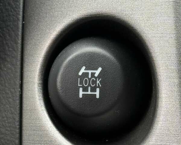 Тойота РАВ 4 2012 в Киеве на Automoto.ua Черный Тойота РАВ 4, объемом двигателя 2 л и пробегом 153 тыс. км за 12850 $, фото 40 на Automoto.ua