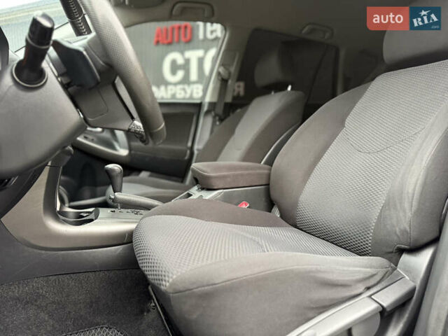 Черный Тойота РАВ 4, объемом двигателя 2.2 л и пробегом 253 тыс. км за 13990 $, фото 10 на Automoto.ua