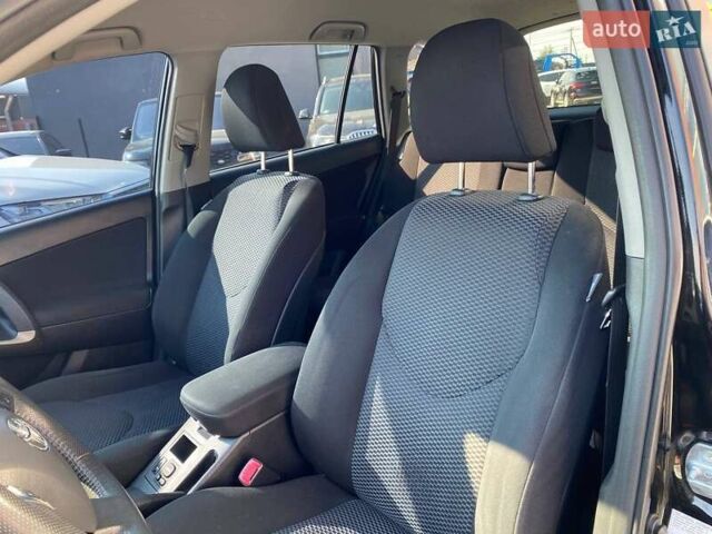 Черный Тойота РАВ 4, объемом двигателя 2.2 л и пробегом 225 тыс. км за 13950 $, фото 17 на Automoto.ua