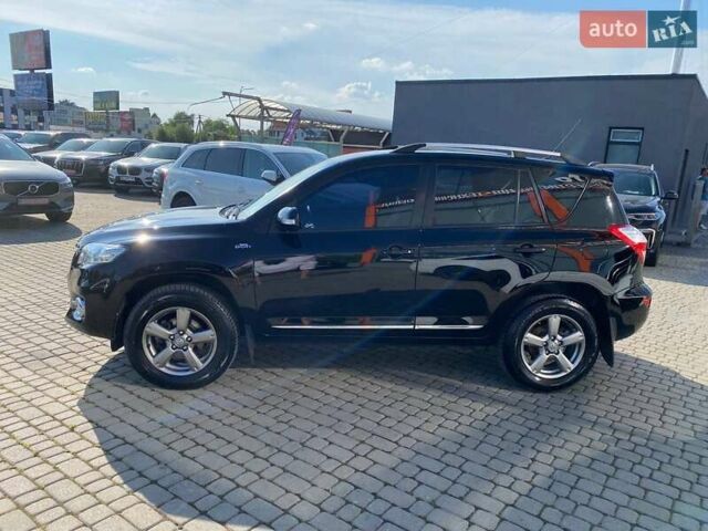 Черный Тойота РАВ 4, объемом двигателя 2.2 л и пробегом 225 тыс. км за 13950 $, фото 3 на Automoto.ua