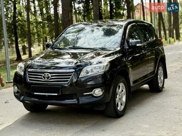 Чорний Тойота РАВ 4, об'ємом двигуна 2 л та пробігом 153 тис. км за 12999 $, фото 4 на Automoto.ua