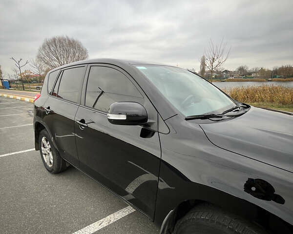 Чорний Тойота РАВ 4, об'ємом двигуна 1.99 л та пробігом 188 тис. км за 15500 $, фото 2 на Automoto.ua