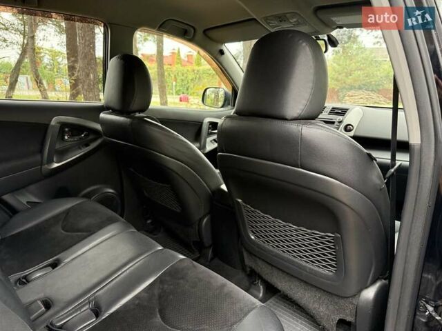 Тойота РАВ 4 2012 в Киеве на Automoto.ua Черный Тойота РАВ 4, объемом двигателя 2 л и пробегом 153 тыс. км за 12850 $, фото 33 на Automoto.ua