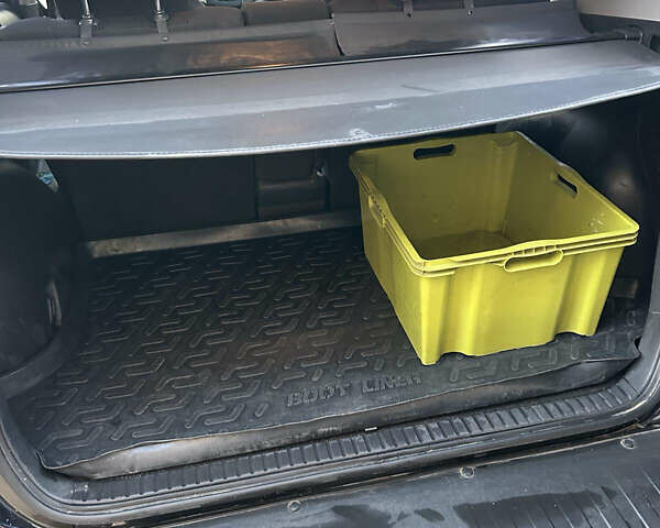 Черный Тойота РАВ 4, объемом двигателя 2 л и пробегом 122 тыс. км за 13700 $, фото 18 на Automoto.ua