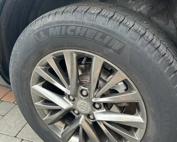 Черный Тойота РАВ 4, объемом двигателя 2 л и пробегом 122 тыс. км за 13700 $, фото 15 на Automoto.ua