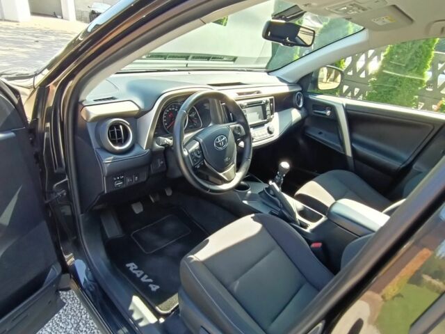 Черный Тойота РАВ 4, объемом двигателя 2 л и пробегом 146 тыс. км за 7900 $, фото 21 на Automoto.ua