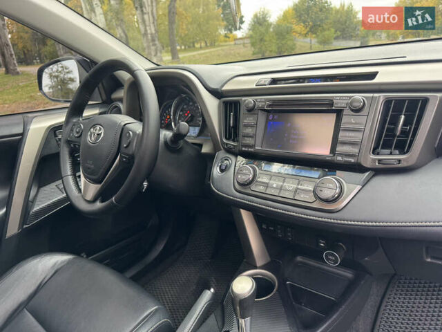Тойота РАВ 4 2013 в Запорожье на Automoto.ua Черный Тойота РАВ 4, объемом двигателя 2.5 л и пробегом 153 тыс. км за 14900 $, фото 15 на Automoto.ua
