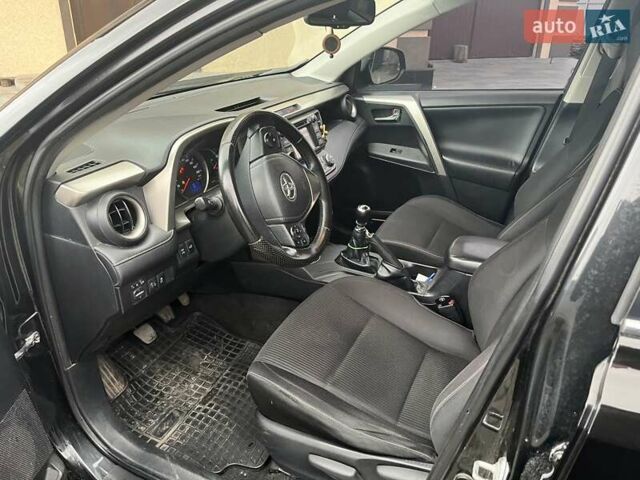 Черный Тойота РАВ 4, объемом двигателя 2.23 л и пробегом 280 тыс. км за 13600 $, фото 12 на Automoto.ua