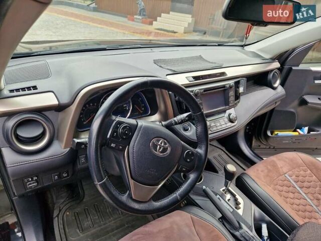 Тойота РАВ 4 2013 в Первомайск на Automoto.ua Черный Тойота РАВ 4, объемом двигателя 2.23 л и пробегом 114 тыс. км за 16500 $, фото 3 на Automoto.ua