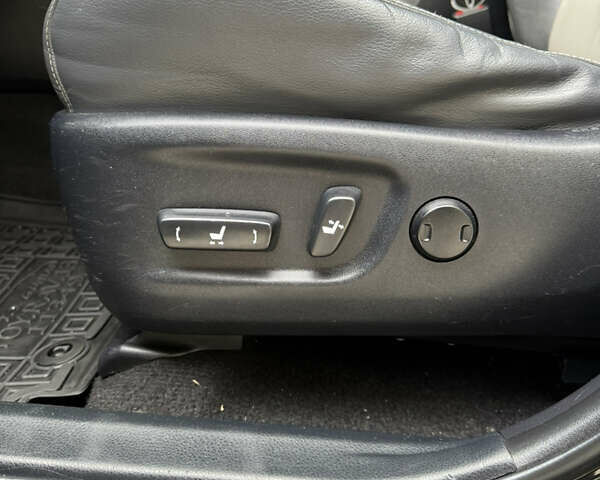 Тойота РАВ 4 2013 в Тернополе на Automoto.ua Черный Тойота РАВ 4, объемом двигателя 2.23 л и пробегом 214 тыс. км за 16500 $, фото 23 на Automoto.ua