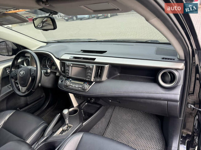 Черный Тойота РАВ 4, объемом двигателя 2.49 л и пробегом 153 тыс. км за 13999 $, фото 14 на Automoto.ua