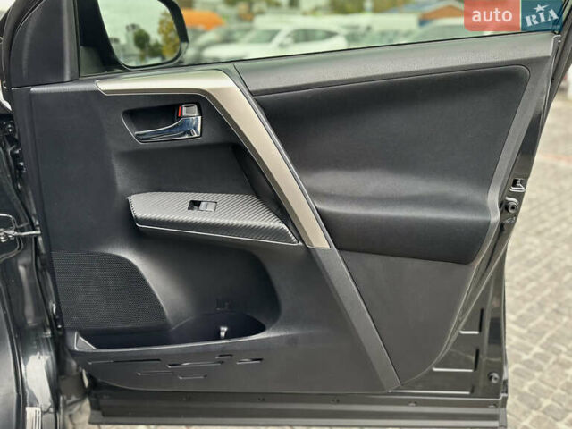 Черный Тойота РАВ 4, объемом двигателя 1.99 л и пробегом 172 тыс. км за 13990 $, фото 15 на Automoto.ua