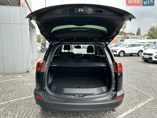 Черный Тойота РАВ 4, объемом двигателя 1.99 л и пробегом 172 тыс. км за 13990 $, фото 12 на Automoto.ua