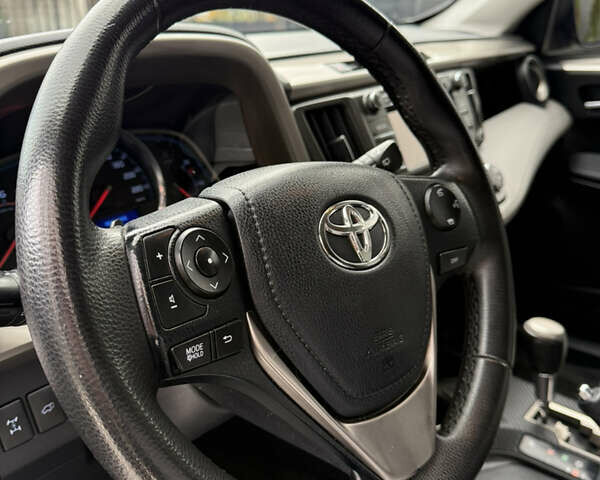 Тойота РАВ 4 2013 в Тернополе на Automoto.ua Черный Тойота РАВ 4, объемом двигателя 2.23 л и пробегом 214 тыс. км за 16500 $, фото 25 на Automoto.ua