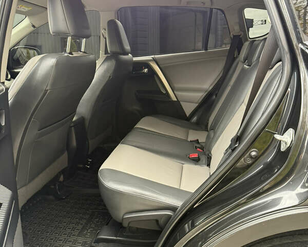 Черный Тойота РАВ 4, объемом двигателя 2.23 л и пробегом 215 тыс. км за 15300 $, фото 31 на Automoto.ua