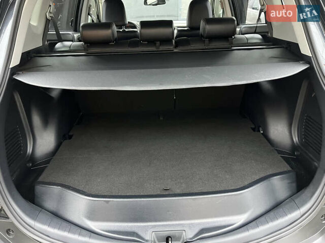 Черный Тойота РАВ 4, объемом двигателя 2.23 л и пробегом 114 тыс. км за 19600 $, фото 29 на Automoto.ua