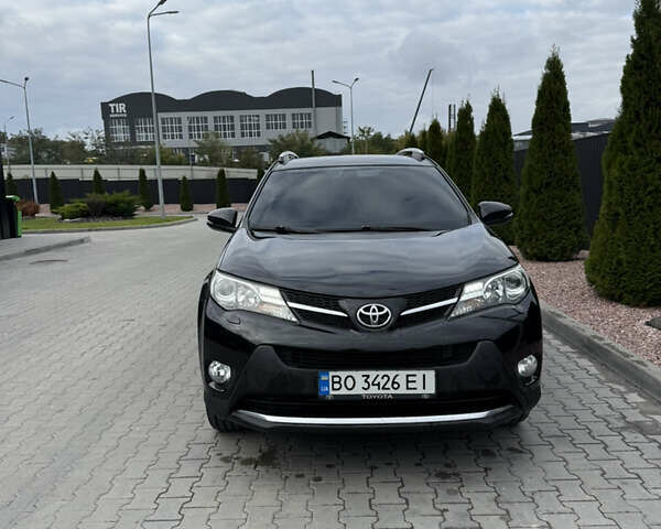 Чорний Тойота РАВ 4, об'ємом двигуна 2.23 л та пробігом 213 тис. км за 16300 $, фото 1 на Automoto.ua