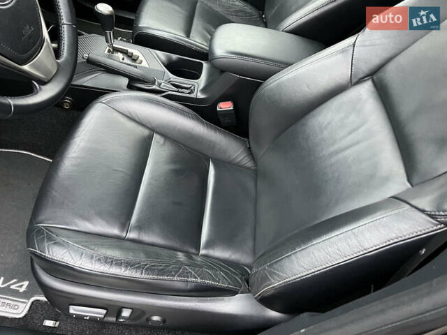 Черный Тойота РАВ 4, объемом двигателя 2.23 л и пробегом 114 тыс. км за 19600 $, фото 13 на Automoto.ua