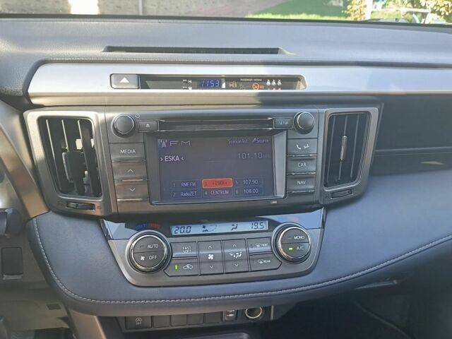 Черный Тойота РАВ 4, объемом двигателя 2 л и пробегом 146 тыс. км за 7900 $, фото 4 на Automoto.ua