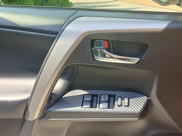 Черный Тойота РАВ 4, объемом двигателя 2 л и пробегом 146 тыс. км за 7900 $, фото 18 на Automoto.ua