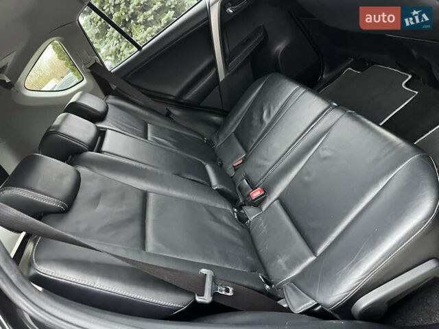 Черный Тойота РАВ 4, объемом двигателя 2.23 л и пробегом 114 тыс. км за 19600 $, фото 38 на Automoto.ua