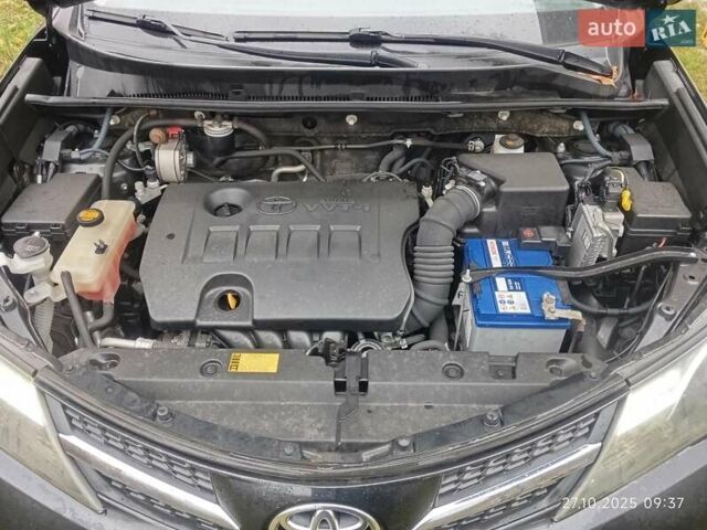 Чорний Тойота РАВ 4, об'ємом двигуна 1.99 л та пробігом 199 тис. км за 14500 $, фото 4 на Automoto.ua