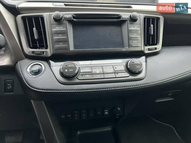 Черный Тойота РАВ 4, объемом двигателя 2.23 л и пробегом 114 тыс. км за 19600 $, фото 17 на Automoto.ua