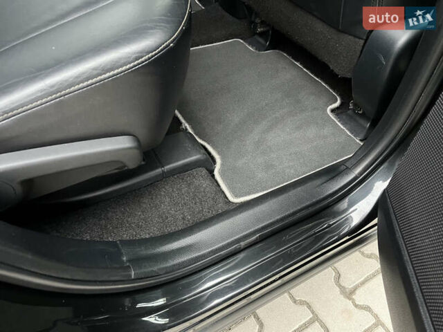 Черный Тойота РАВ 4, объемом двигателя 2.23 л и пробегом 114 тыс. км за 19600 $, фото 40 на Automoto.ua