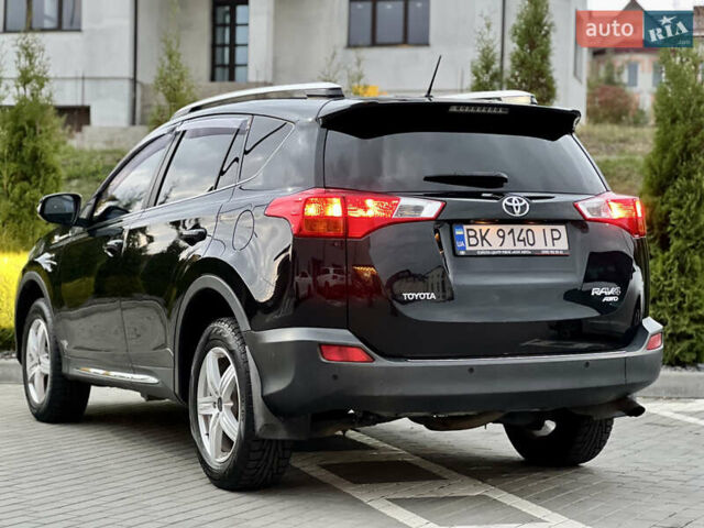 Чорний Тойота РАВ 4, об'ємом двигуна 2.23 л та пробігом 256 тис. км за 15999 $, фото 6 на Automoto.ua