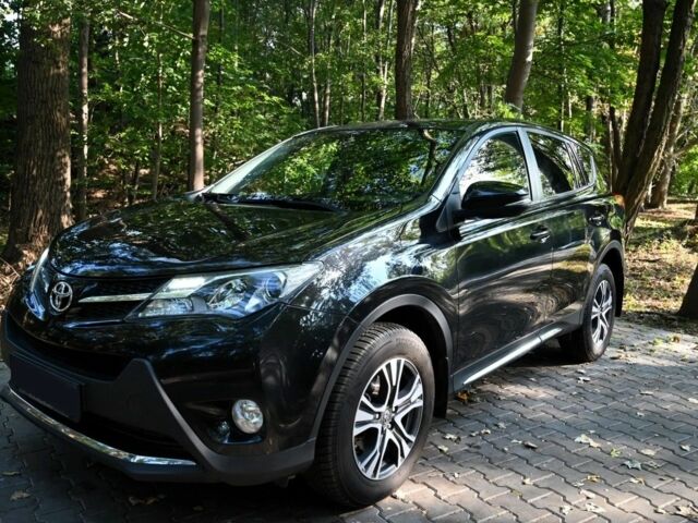 Чорний Тойота РАВ 4, об'ємом двигуна 2 л та пробігом 240 тис. км за 8400 $, фото 2 на Automoto.ua