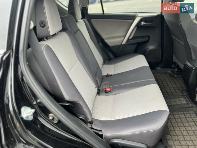 Черный Тойота РАВ 4, объемом двигателя 2.5 л и пробегом 164 тыс. км за 14800 $, фото 23 на Automoto.ua