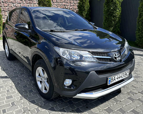 Черный Тойота РАВ 4, объемом двигателя 2.2 л и пробегом 129 тыс. км за 18800 $, фото 1 на Automoto.ua